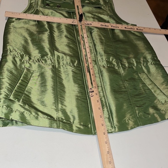 Coldwater Creek size medium lime green vest zipper & snaps front with pockets - Picture 11 of 13